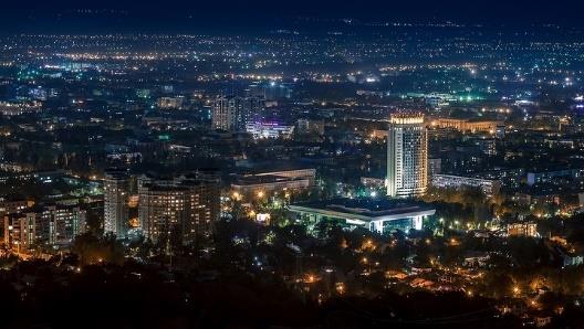 Алматы ночью